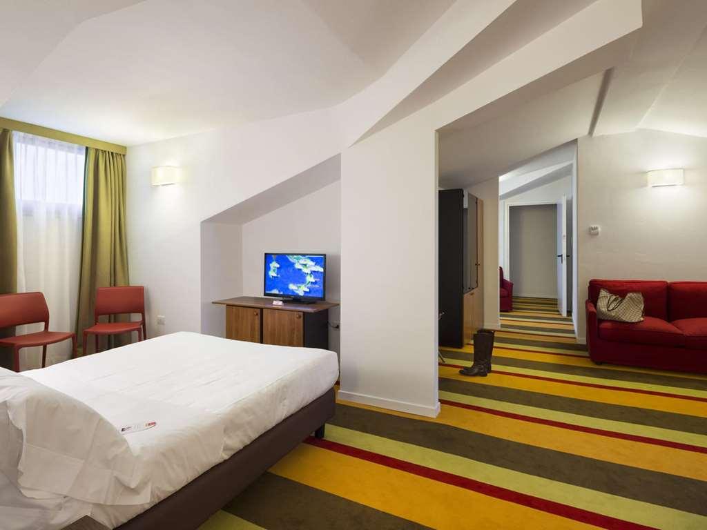 Unaway Hotel Fabro Δωμάτιο φωτογραφία